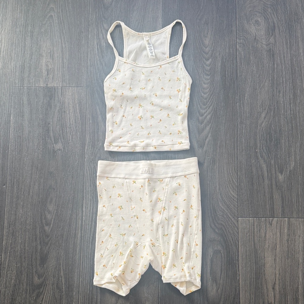 NWOT Skims Cotton Rib Floral Camisole and Boxer Brief Set Size XXS